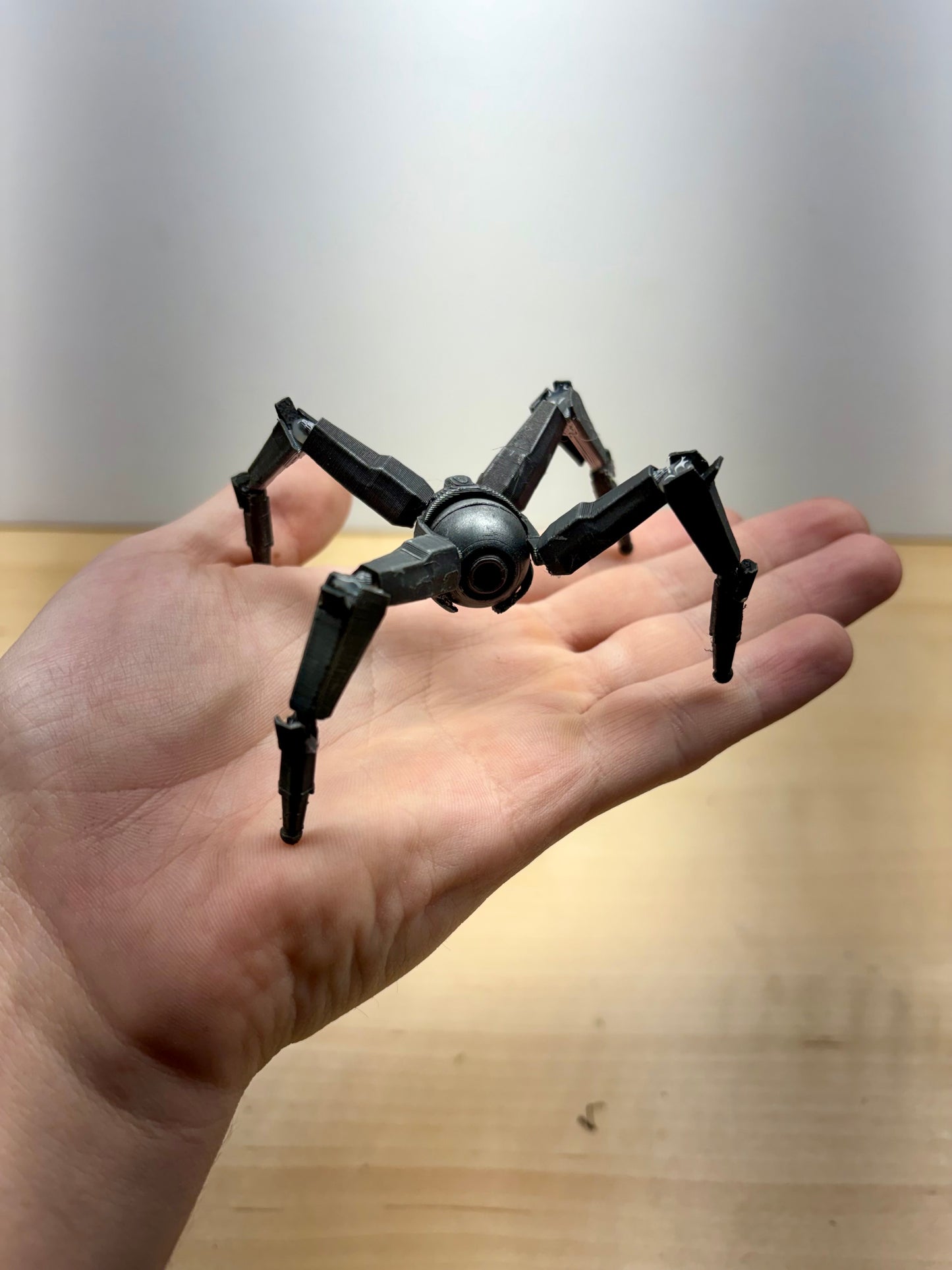 Arc Raiders - Mini Leaper Diorama