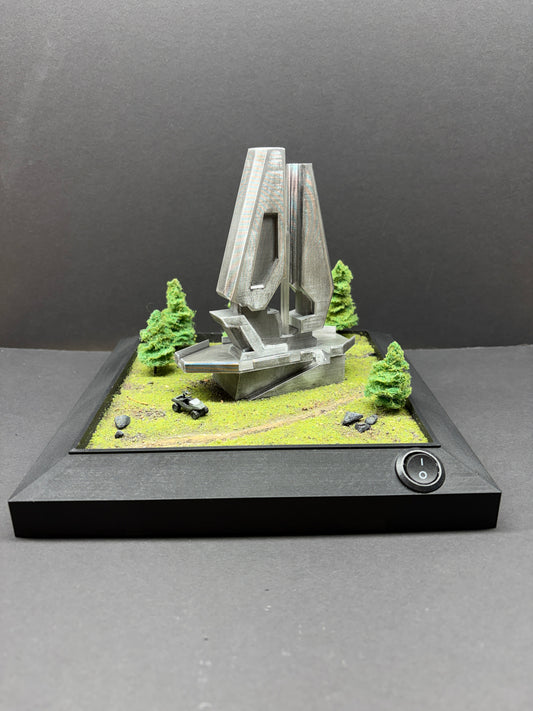 Halo Inspired Beam Emitter Diorama with Integrated LED