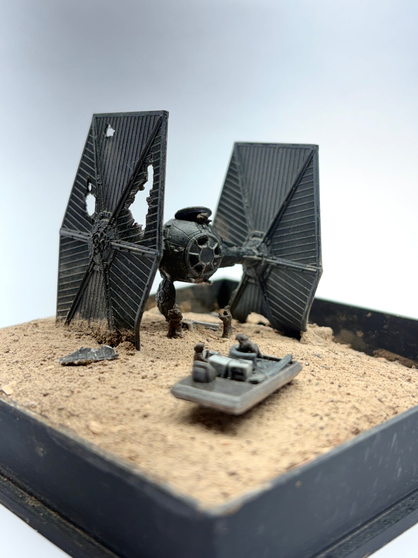 Star Wars: Tattooine Tie Fighter Wreckage Diorama